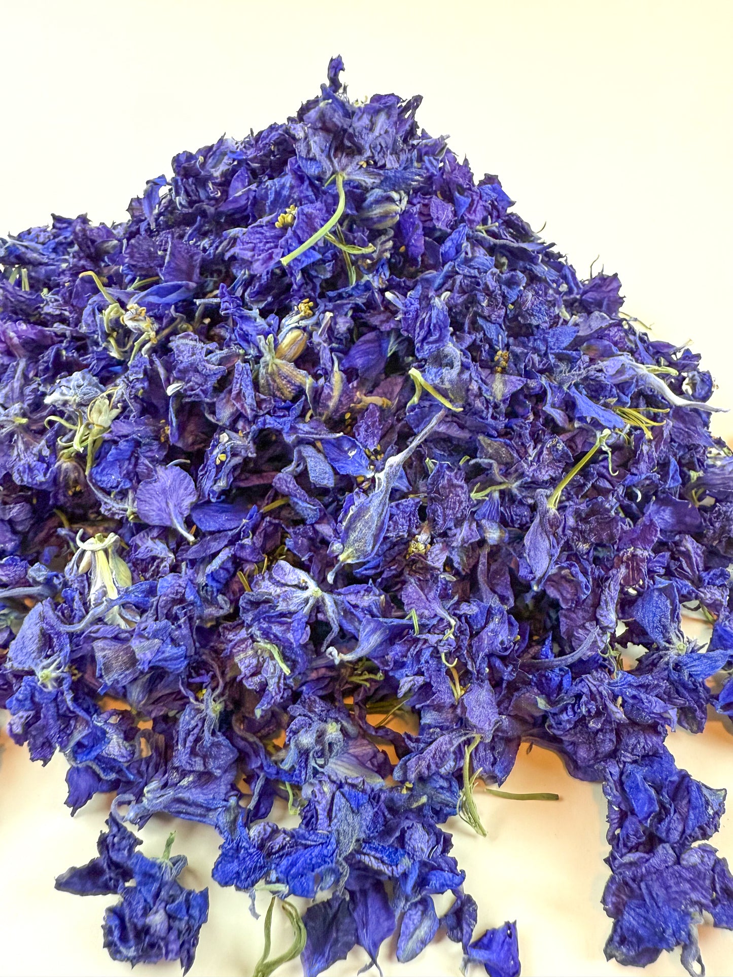 Larkspur - Dark Blue Petals Air-Dried, Loose Leaf (1/3 lb)